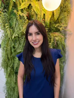 Juliana Lourenço, Biomédica